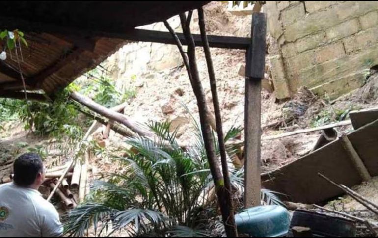 El personal de Protección Civil de Pichucalco y los comités comunitarios enumeraron perjuicios en 26 residencias a causa de inundaciones con un nivel de agua de 20 centímetros en el ejido Nuevo San Carlos. ESPECIAL