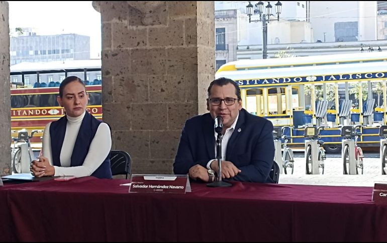 El regidor de Morena, Salvador Hernández, dijo que se dotó de más facultades a la Comisión lo que permitirá regularizar a cientos de comerciantes. EL INFORMADOR / J. VELAZCO