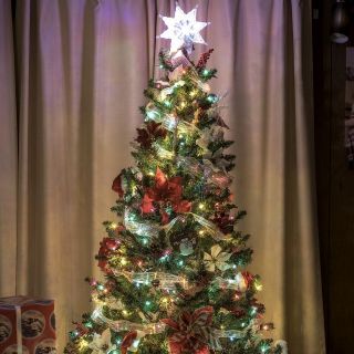 Liverpool: Árboles de Navidad con 50% de descuento