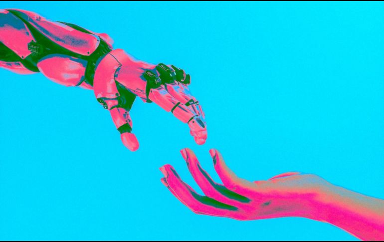 La gente empieza a desarrollar amistades profundas con la IA y no están siendo capaces de distinguir la diferencia entre una IA y una persona real. Foto de Cash Macanaya en Unsplash