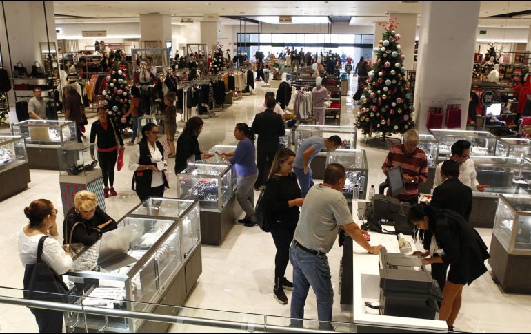 La Nocturna de Liverpool son periodos de promociones exclusivas y descuentos en distintas categorías de toda la tienda. EL INFORMADOR/ ARCHIVO.