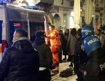 Un aficionado del club francés y un oficial de policía fueron apuñalados. EFE/ P. Salmoirago.