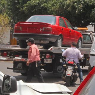 Agentes viales están en la mira por corrupción en grúas