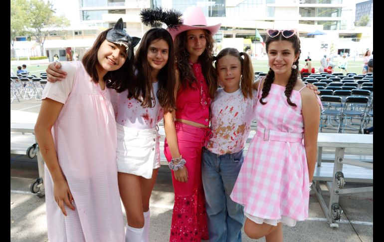 Guadalupe Farenti, Valeria Calva, Rafaella Rubio, Gigi López Viveros y Regina Urroz. GENTE BIEN JALISCO/ Claudio Jimeno