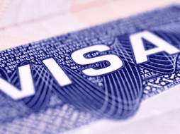 Sólo unas personas pueden tramitar su visa sin necesidad de pasar por la visa consular, checa quienes. EL INFORMADOR/ ARCHIVO.