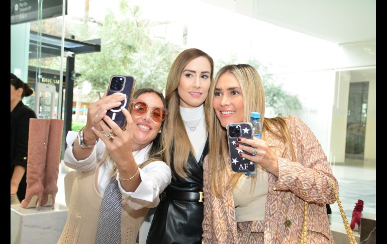 Claudia Zepeda, Paulina del Río y Ana Fer Ortiz. GENTE BIEN JALISCO/ Marifer Rached