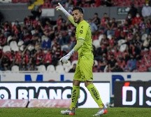 La posible salida de Camilo Vargas, sumada a la de otros jugadores, podría marcar un cambio importante en la plantilla del equipo rojinegro. IMAGO7