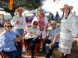 Sandra Coss, Víctor Cedillo, Adela Soto, Alejandra Acevedo, José Gómez y Elizabeth del Río. GENTE BIEN JALISCO/ Christian Pérez