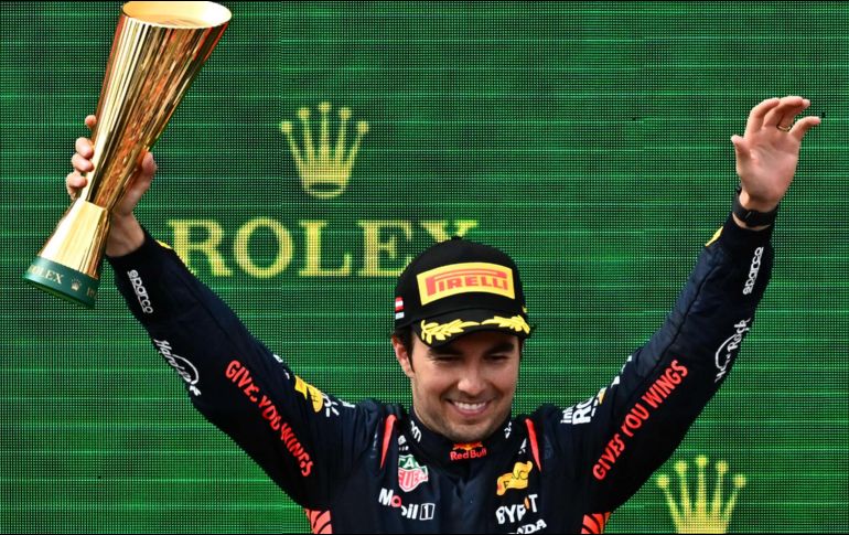 Los seguidores de Checo Pérez tendrán la oportunidad de cenar con el piloto tapatío en un evento de la escudería Red Bull y su fundación 