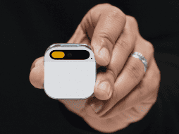 Ai Pin se considera un wearable a efectos prácticos. ESPECIAL / HUMANE AI PIN