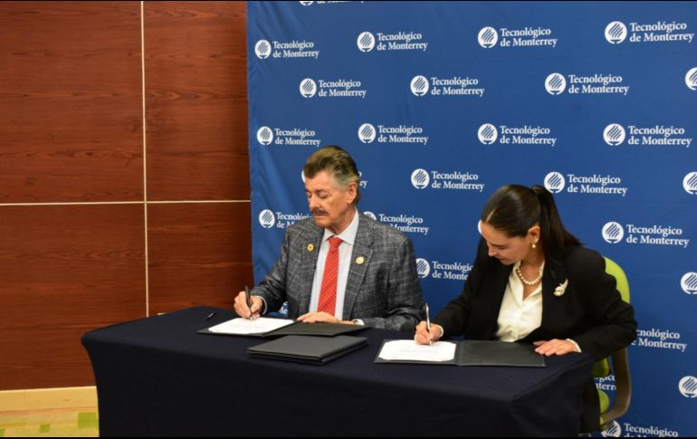 El impulso de acciones para lograr la planeación estratégica de la agroindustria tequilera es parte de lo que actualmente está trabajando el Consejo Regulador del Tequila. Especial.