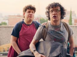 El próximo 17 de noviembre se estrena en Netflix la serie de comedia “Ojitos de Huevo”, protagonizada por Alexis Arroyo y Kike Vázquez. CORTESÍA / NETFLIX