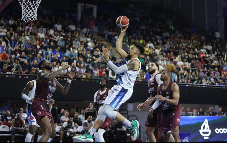 El resultado final en la casa de los jaliscienses fue de 85-79, mismo que le permitirá a los Astros ir a Fresnillo con la posibilidad de regresar a territorio tapatío ya con el pase resuelto a la siguiente ronda de la Postemporada. TWITTER / @AstrosJalisco
