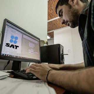 ¿Cuánto cobra un contador por hacer la declaración anual ante el SAT?