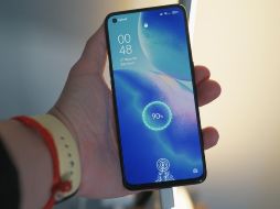 Cargar tu batería al 100% y mantenerla enchufada podría no ser una buena práctica para tu dispositivo. UNSPLASH/ Foto de Onur Binay en Unsplash