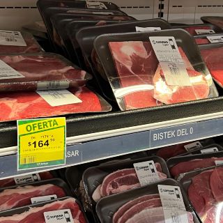 ¿Por qué es importante descongelar alimentos de forma segura?