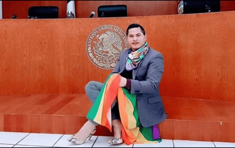 La activista del grupo Transgénero Hidalgo, Karen Quintero, lamentó la muerte del magistrade y exigió una investigación. ESPECIAL.