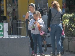 El consumo de alimentos chatarra por parte de los menores es un factor que favorece a este problema. EL INFORMADOR