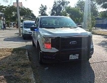 Los oficiales le aseguraron un cuchillo de 20 centímetros, que también quedará a disposición de la Fiscalía de Jalisco. ESPECIAL / Policía de Guadalajara