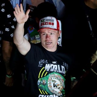 El CMB confirma pelea Canelo vs Benavidez, ¿para cuándo?