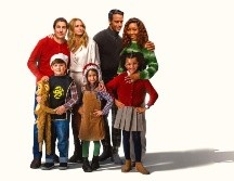 La comedia romántica da inicio a los estrenos navideños de Netflix. ESPECIAL / Netflix