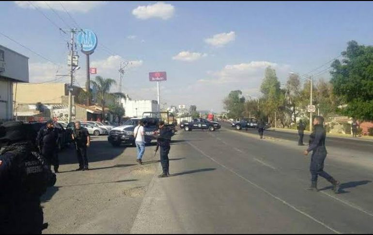 Los hechos ocurrieron en la zona de la cabecera municipal, en la Carretera Santa Rosa - La Barca, a la altura de la calle Allende. ESPECIAL
