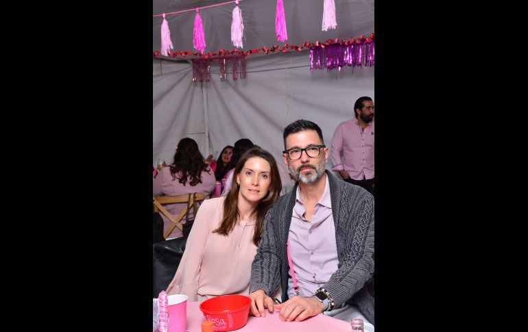 Liliana Orozco y Enrique Reyes. GENTE BIEN JALISCO/ Marifer Rached