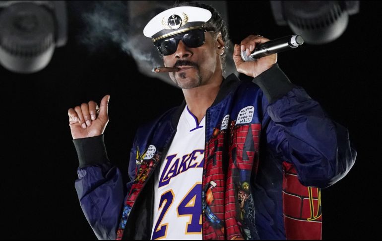 Snoop Dogg comunicó a sus seguidores sus intenciones de dejar de fumar. AP/ARCHIVO