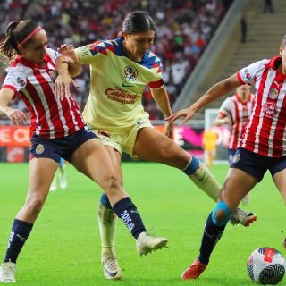 Chivas Femenil empata en el primer encuentro del Clásico Nacional en Semifinales