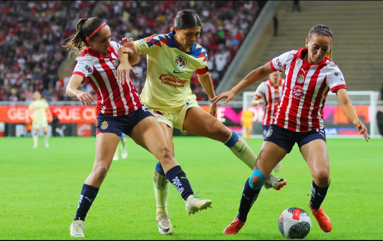 Chivas Femenil empata a dos goles con América. IMAGO7.