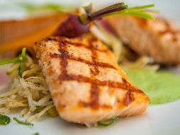 El pescado es un alimento que permite dotar al cuerpo de la vitamina D necesaria en esta temporada donde se aproxima el invierno, sobre todo el salmón. EL INFORMADOR / ARCHIVO