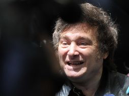 Javier Milei se impuso ante el candidato oficial Sergio Massa. EFE.