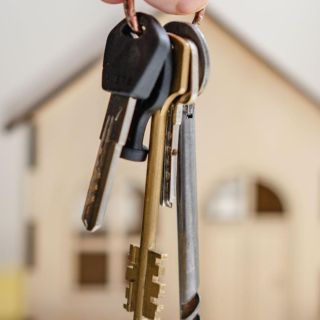 ¿Qué es mejor, solicitar un crédito en el Infonavit o en el banco?