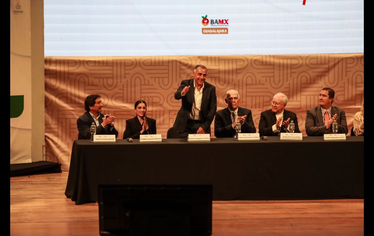 Este martes fue entregado, en su segunda edición, el Premio a la Generosidad Jalisco, impulsado por el Banco de Alimentos de Guadalajara en coordinación con la Secretaría del Sistema de Asistencia Social. EL INFORMADOR / A. Navarro