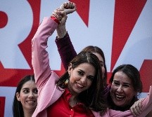 La ahora diputada federal con licencia entregó su documentación en las instalaciones del partido tricolor en Guadalajara. EL INFORMADOR/ H. Figueroa.