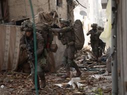 Soldados de la unidad de fuerzas especiales “Egoz” durante su operación en Shati, donde atacaron objetivos estratégicos de Hamás. EFE/Ejército israelí