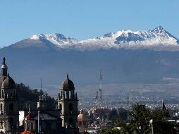 Los frentes fríos representan la parte frontal de las masas de aire frío, las cuales provienen del norte de Canadá o EU y se mueven con dirección Norte-Sur, con marcados descensos de temperatura. SUN / J. Alvarado