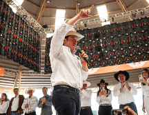 Pablo Lemus reconoció a Samuel García por sus triunfos y su trabajo en Nuevo León. EL INFORMADOR/H.FIGUEROA