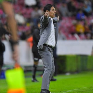 Poncho Sosa seguirá al frente de los Leones Negros