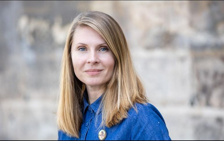 Tatiana Țîbuleac, ahondó en la poesía de sus imágenes narrativas. Especial.