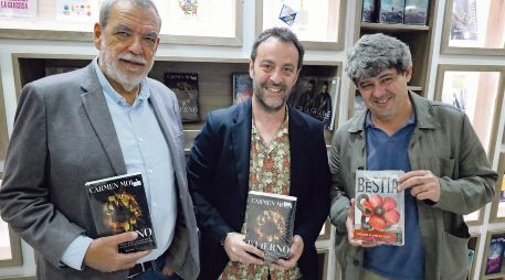 Jorge Díaz, Agustín Martínez y Antonio Mercero; juntos son Carmen Mola. EL INFORMADOR/ A. Navarro