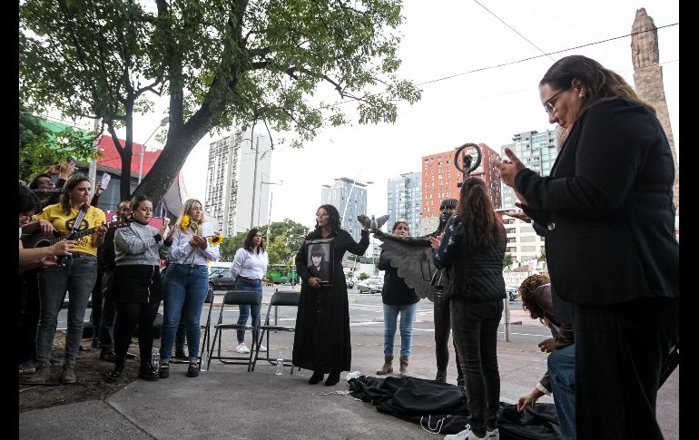Hoy, a poco más de seis años del feminicidio, el Gobierno de Jalisco rindió disculpas públicas por el caso, en voz del secretario de gobierno, Enrique Ibarra Pedroza. EL INFORMADOR / H. Figueroa