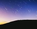 El portal Astronomía y Desarrollos Tecnológicos, menciona que la lluvia de las gemínidas es una lluvia de meteoros (comúnmente llamados "estrellas fugaces"). UNSPLASH / A. SCHMID
