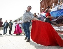 Alrededor de 100 personas acudieron a las instalaciones de Ciudad Judicial Federal para manifestar su descontento. EL INFORMADOR / H. Figueroa