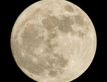 Tenemos Luna llena cuando el lado de la Luna que mira hacia la Tierra está completamente iluminado por el Sol. UNSPLASH / P. LASTRA