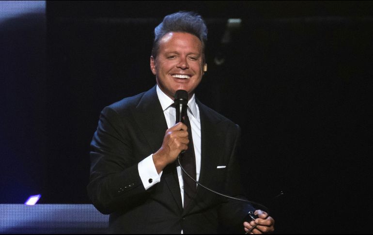 Luis Miguel extiende su gira a más ciudades de México. AP/ ARCHIVO