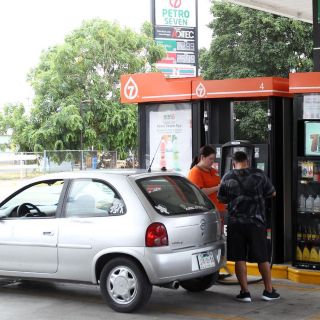 LFT: así podría afectar al autoservicio gasolinero la reducción de la jornada laboral