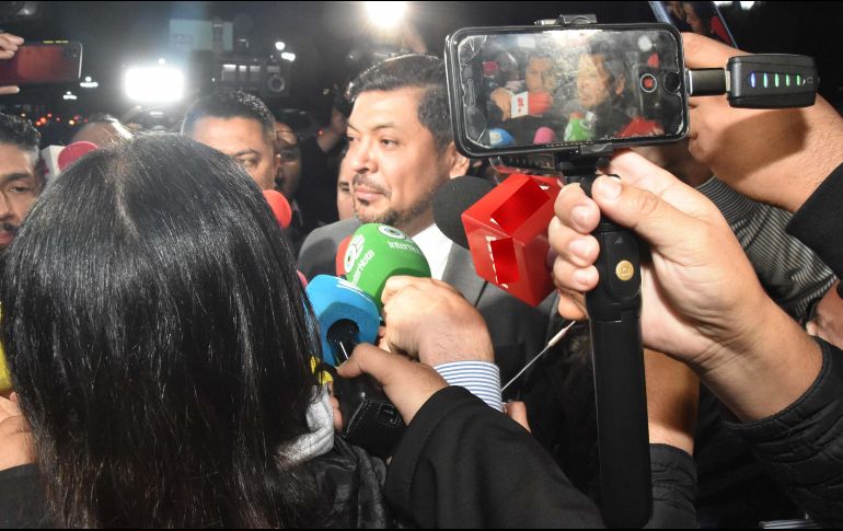 Luis Enrique Orozco comentó que no hará uso de la fuerza para ingresar a Palacio, pero sí ejercerá su cargo. SUN / E. Vásquez