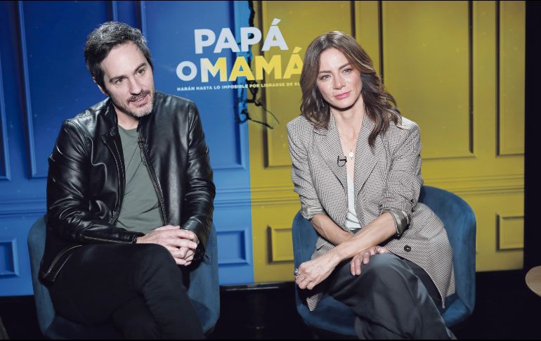 Mauricio Ochmann y Silvia Navarro se harán la vida imposible en “Papá o Mamá”. EL UNIVERSAL