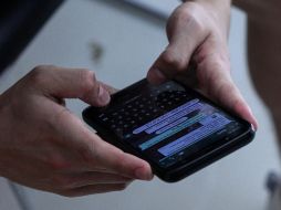 El nuevo ícono de ondas para chats de grupos estará disponible en las próximas semanas. Unsplash.